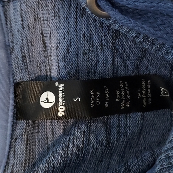 Cross back zip up vest - Picture 4 of 5